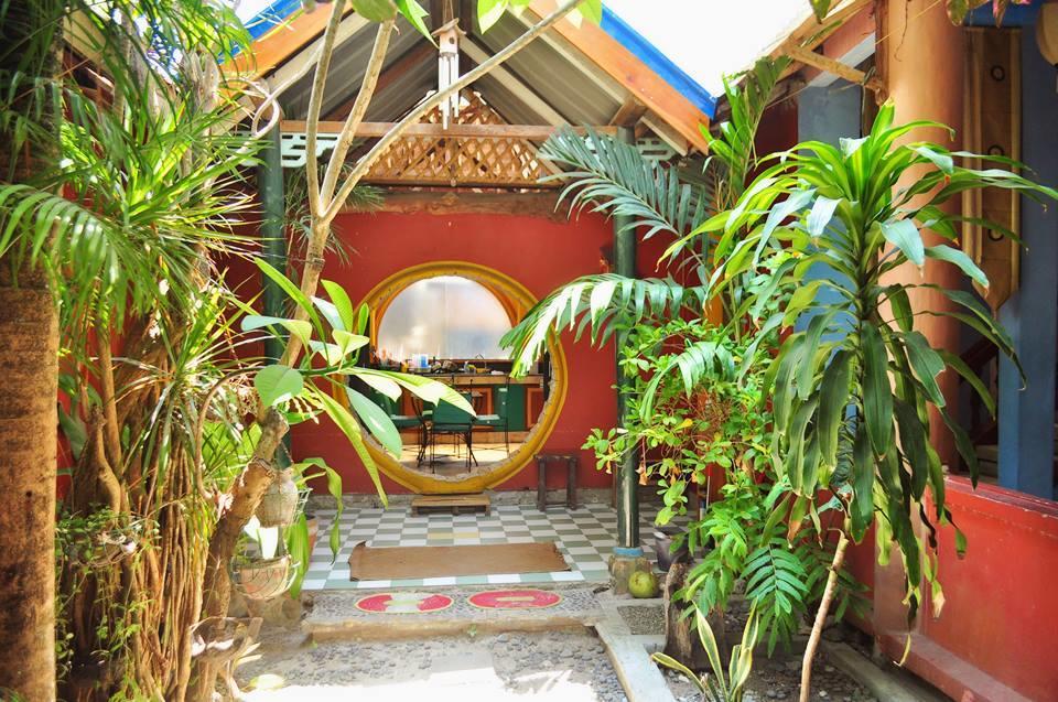 Guest house Secret, The Hobbit House